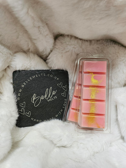 Dark Plum & Sandalwood