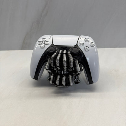 Bane-Inspired PS5 Controller Holder – Dark Knight Villain Display Stand for Your Setup