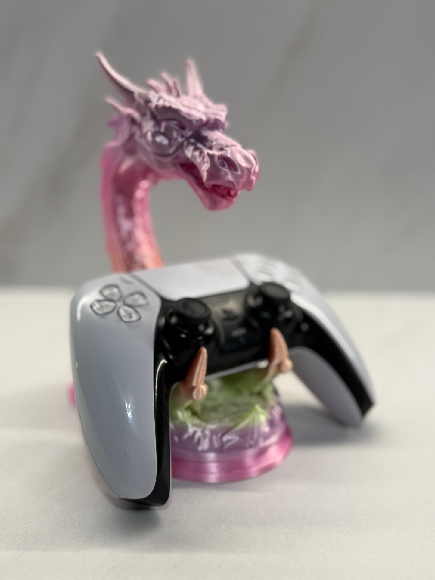 Dragon-Inspired PS5 Controller & Headphones Stand