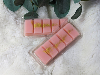 Dark Plum & Sandalwood